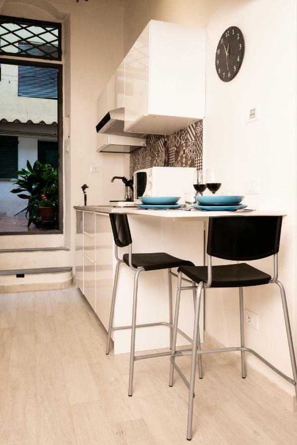Il Nido - Cozy Studio Apartment In Santa Croce Florença Exterior foto