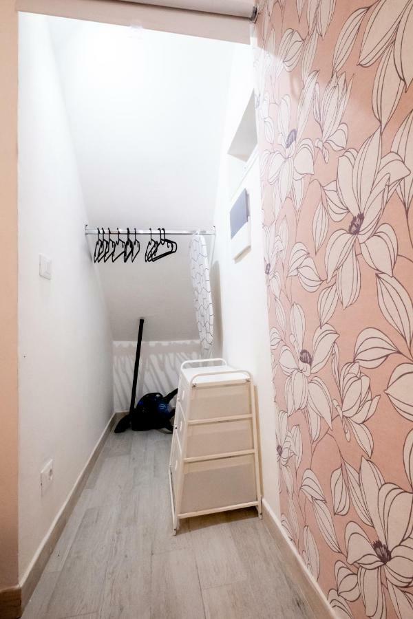 Il Nido - Cozy Studio Apartment In Santa Croce Florença Exterior foto